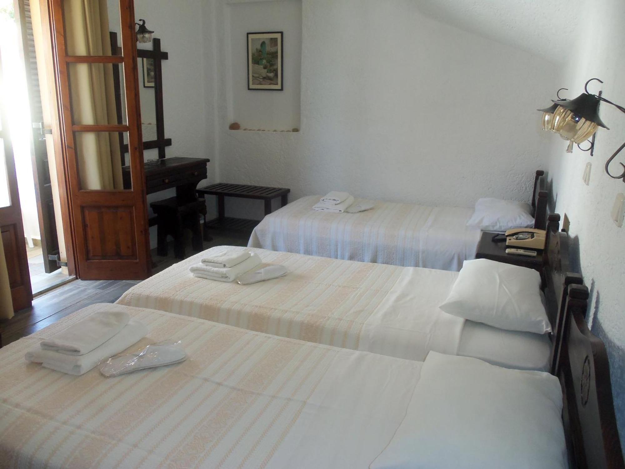 Alexandros Hotel Grikos Bay  Quarto foto